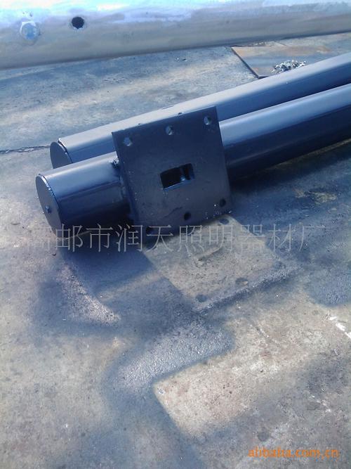 服務,加上新老客戶的關心和支持,使高郵市潤天照明器材廠邁上新的臺階